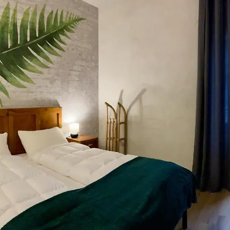 Edelweiss Alp Guest house *